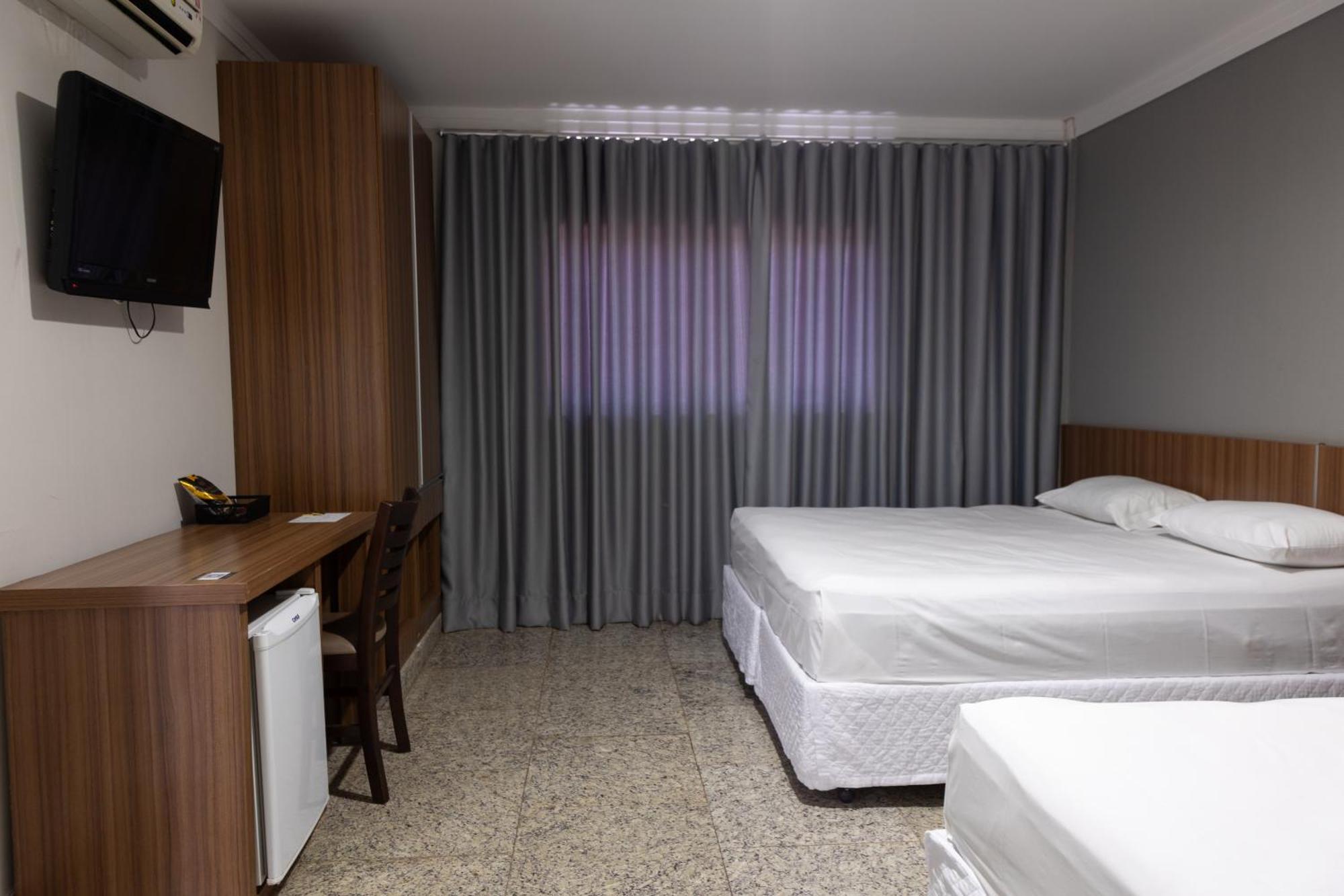 Bombonato Hotel - Facil Acesso Ao Aeroporto E Parque De Exposicoes Abcz 우베라바 외부 사진