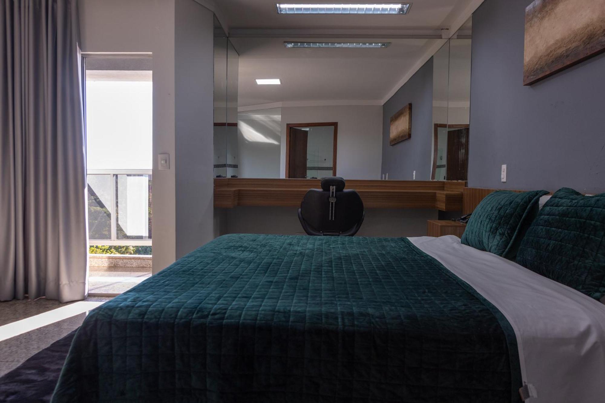 Bombonato Hotel - Facil Acesso Ao Aeroporto E Parque De Exposicoes Abcz 우베라바 외부 사진